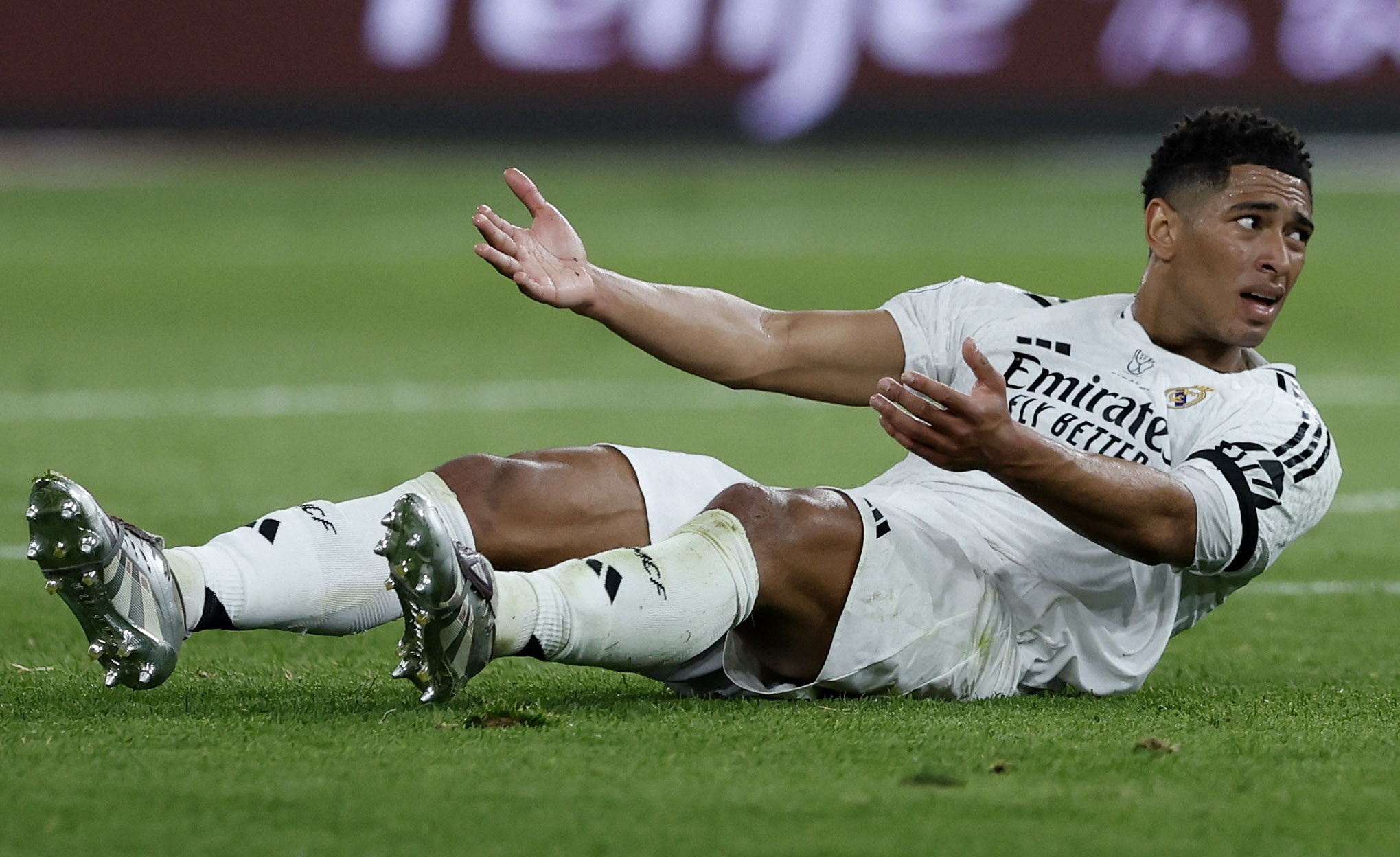 每体：肩膀手术后仅30天，贝林厄姆本周五开始进行慢跑训练